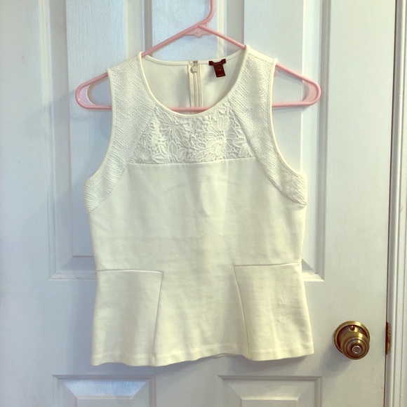 Crew Ivory sleeveless knit top with lace inset. - Picture 1 of 5